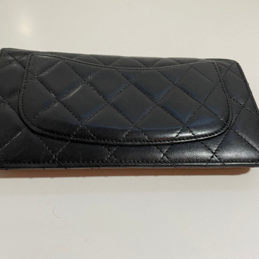 Chanel Bi-fold long wallet - Picture 2 of 9